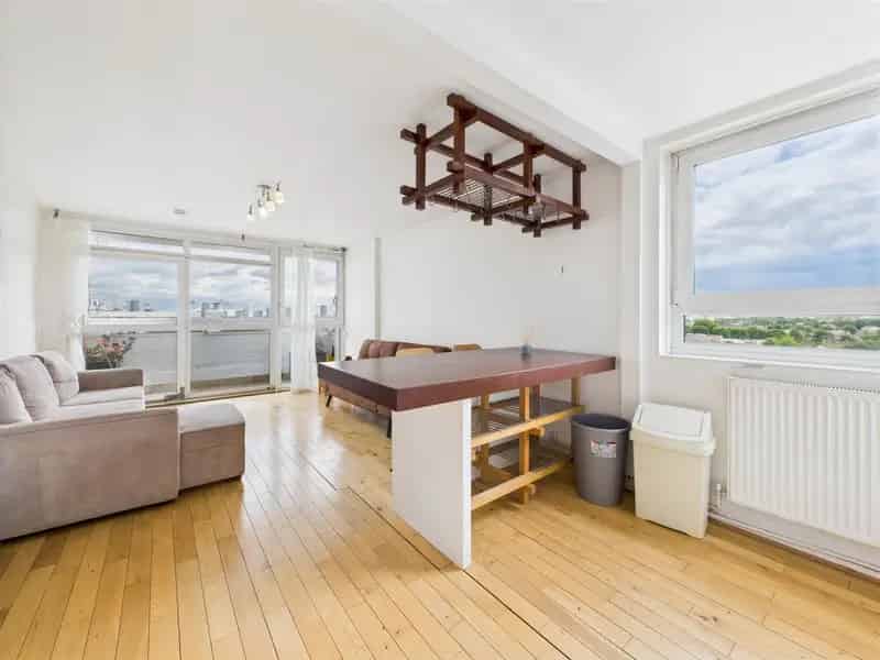 2 Bedroom Apartment House to Rent near Victoria Park