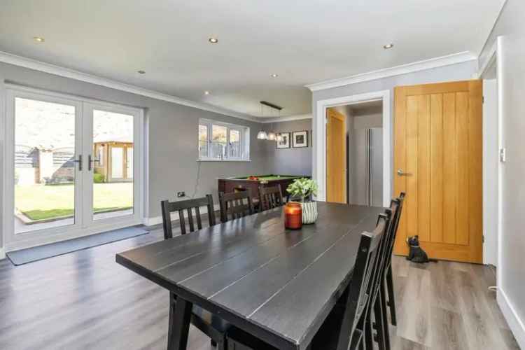 Four Bedroom Detached House in Skellingthorpe