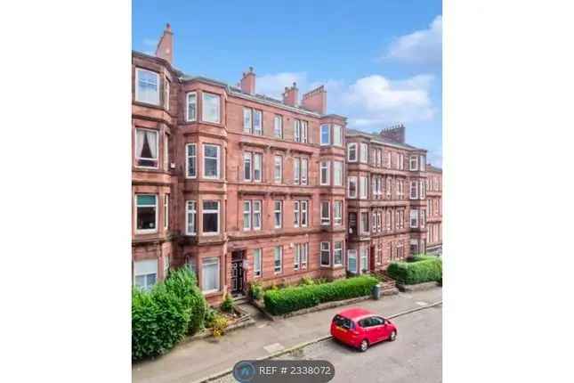 Flat to rent in Thornwood Avenue, Glasgow G11