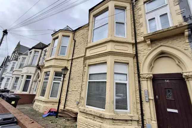 Flat to rent in Colum Road, Cathays, Cardiff CF10