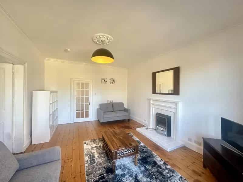 2 Bedroom Flat to Rent West End Haymarket