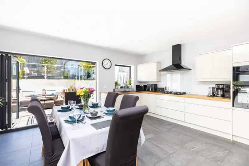 4 Bedroom House For Sale