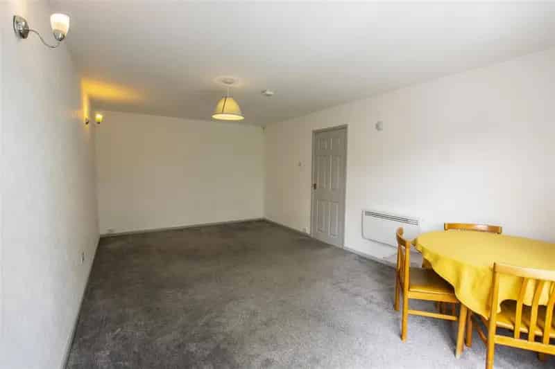 2 Bedroom Flat to Rent Moseley Available April 2025