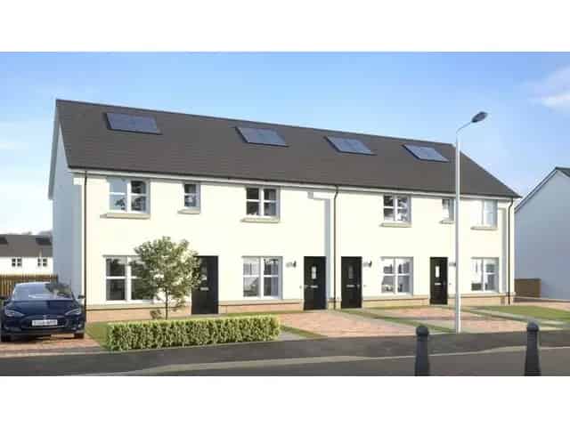 3 Bedroom End Terraced House For Sale