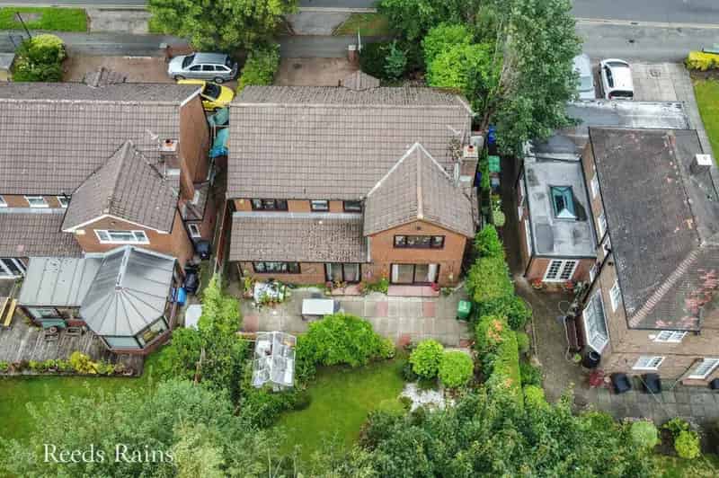 4 Bedroom Detached House for Sale Manchester