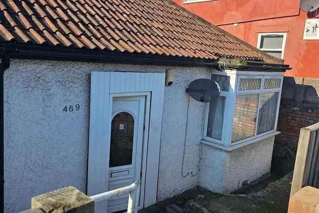 Detached bungalow to rent in Wells Road, Whitchurch, Bristol BS14