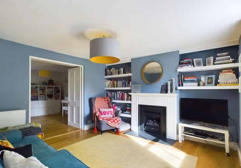 4 bedroom semi-detached house for sale