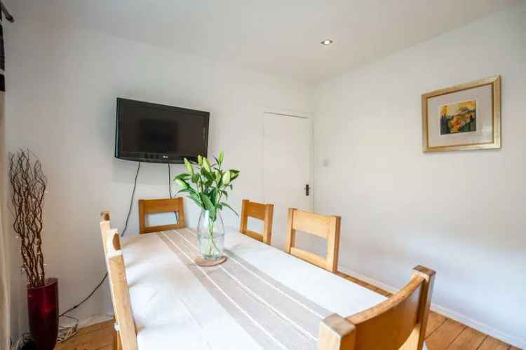 Bearsden Gartconnell Detached Villa Four Double Bedrooms Large Garden