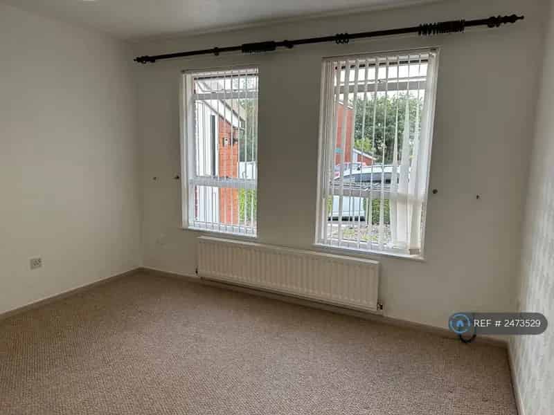 3 bedroom terraced house