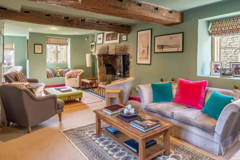 7 Bedroom Farmhouse for Sale in Gloucestershire