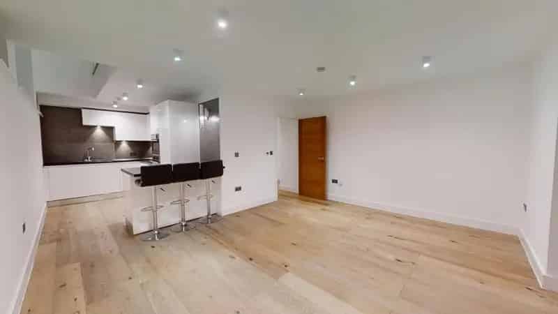 4 Bedroom Flat to Rent in Brighton