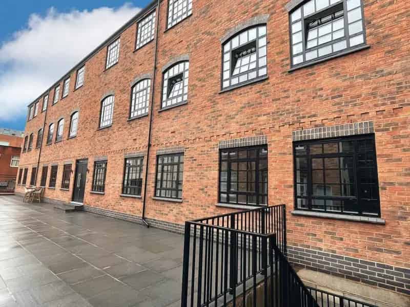 2 Bedroom Apartment to Rent Jewellery Quarter Birmingham