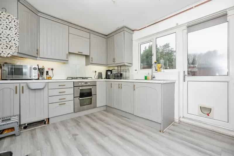 Two Bedroom House Near Grays C2C Station