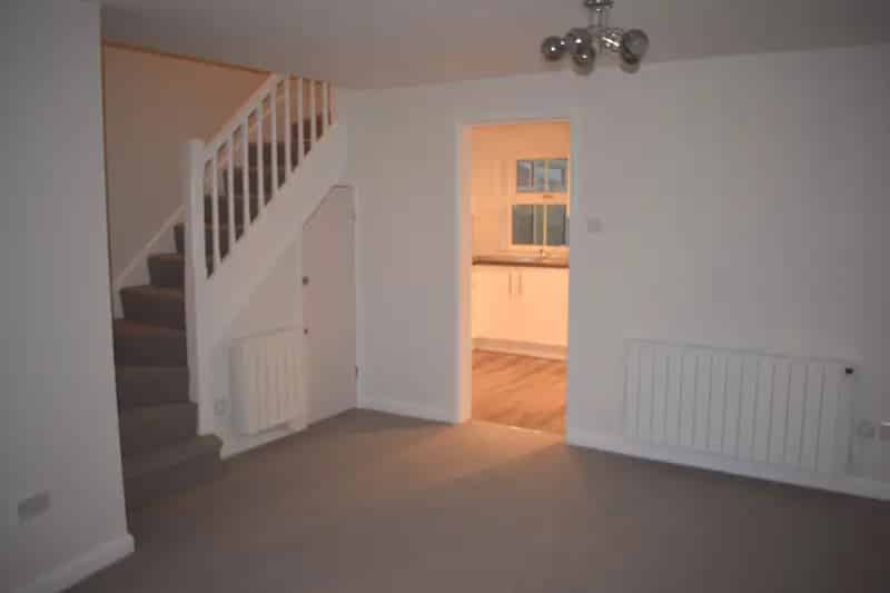 3 Bedroom Semi Detached House to Rent East Hunsbury