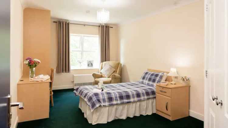 Oakwood Grange Care Home: First-Class Residential Care in Barnsley