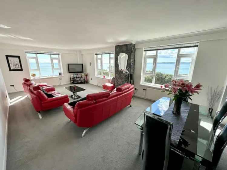 2 Bedroom Apartment with Sea Views and Secure Parking