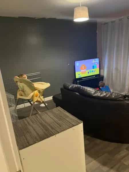 2 Bed 2 Double Bedroom House Near Shops and Amenities