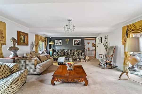 Country Home near Sawbridgeworth with Indoor Pool and Annex