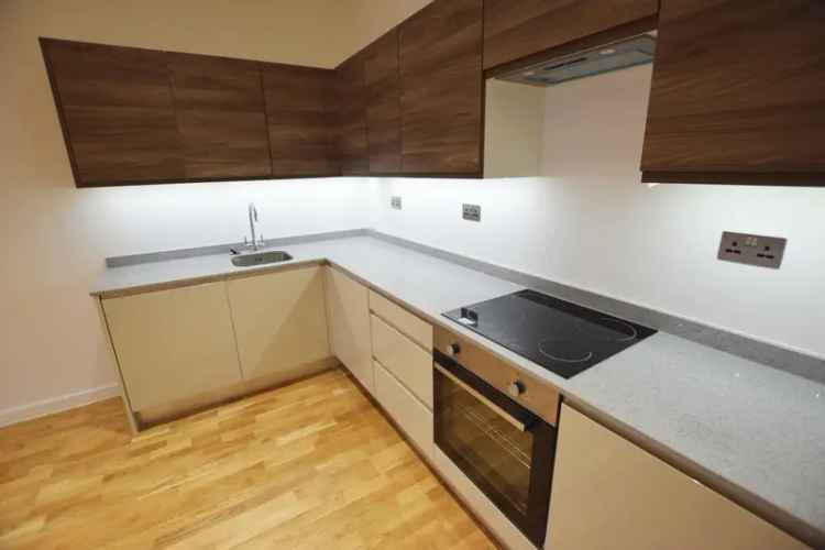 Two Double Bedroom Apartment with Balcony and Parking Broxbourne