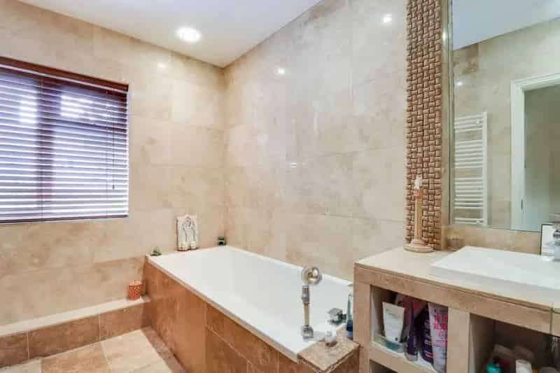 4 Bed Detached House For Sale Over 1800 Sq Ft