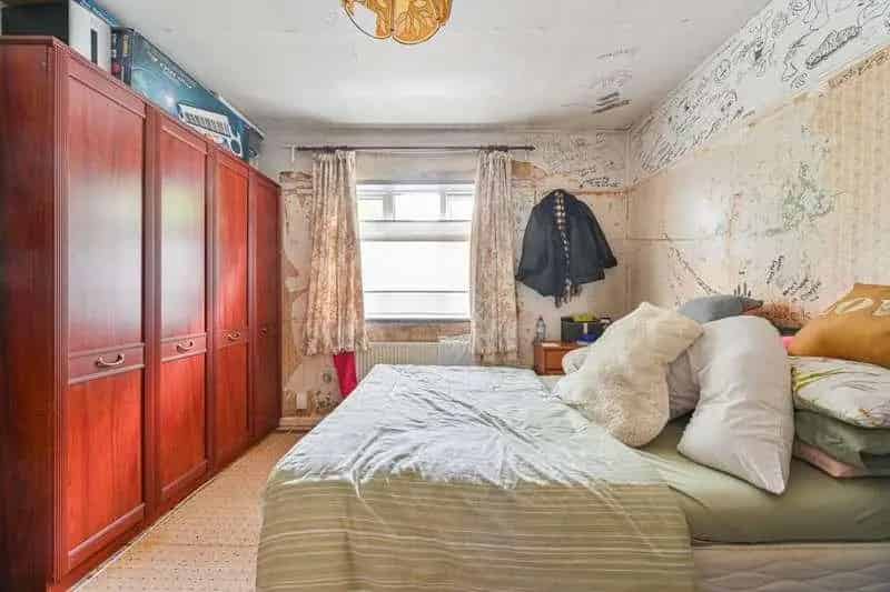 3 Bed House for Sale in Charlton