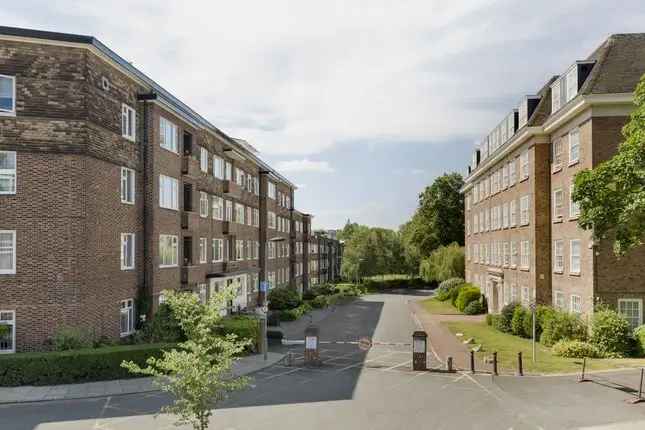 5 Bedroom Flat for Sale in St John's Wood London