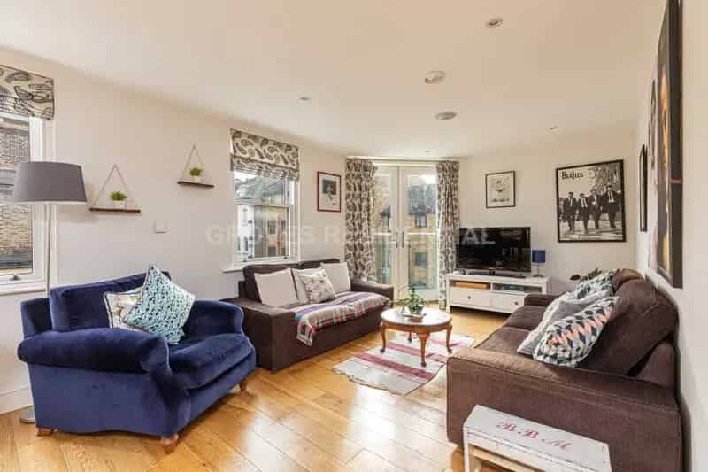 2 Bedroom Apartment House to Rent Near Southside Centre