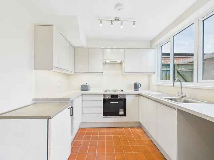 3 Bedroom Terrace House to Rent Recently Refurbished