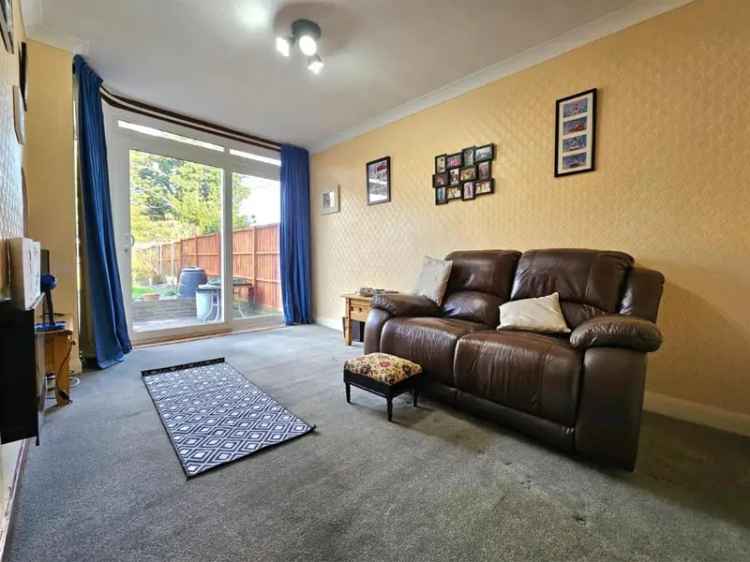 3 Bed Semi Detached House Solihull Chain Free