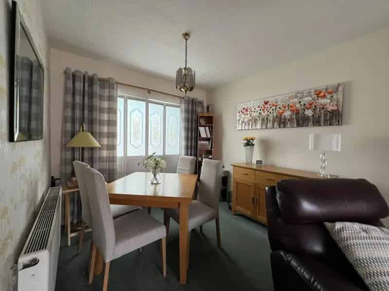 3 Bed Semi-Detached House for Sale in Dane Bank Denton