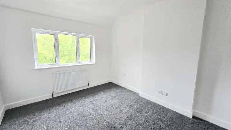 3 Bed Semi-Detached House for Sale in Birmingham