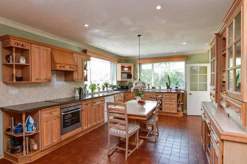 4 Bedroom Detached House for Sale in Lewes