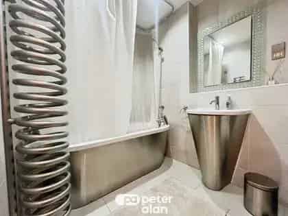 2 Bedroom Furnished Flat Cardiff City Centre EPC B Parking Concierge