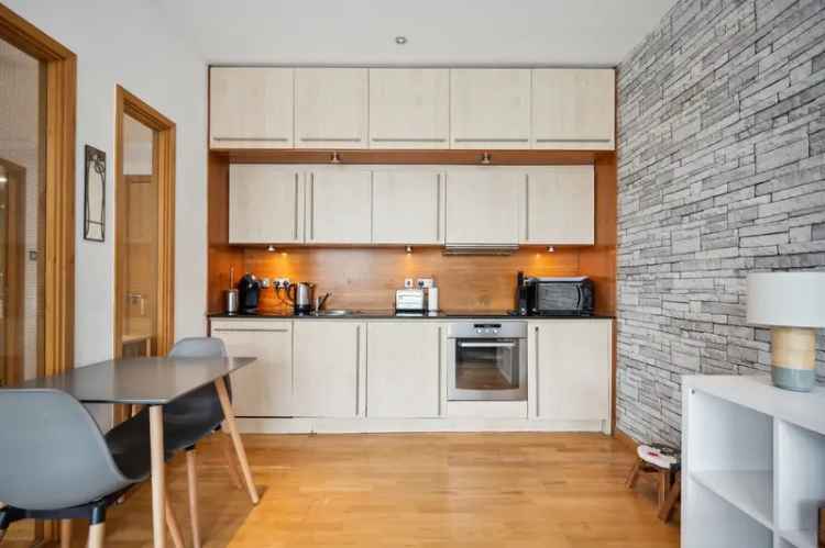Luxury 1-Bedroom Apartment Glasgow City Centre