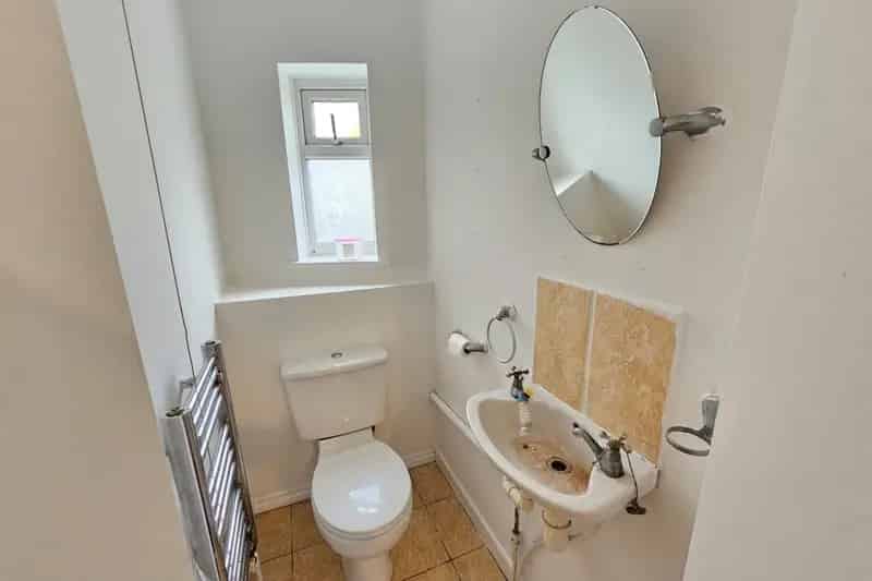 Two Bedroom Apartment Woolston Southampton Available Now