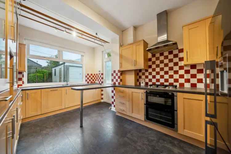 4 Bedroom Detached Bungalow Clarkston