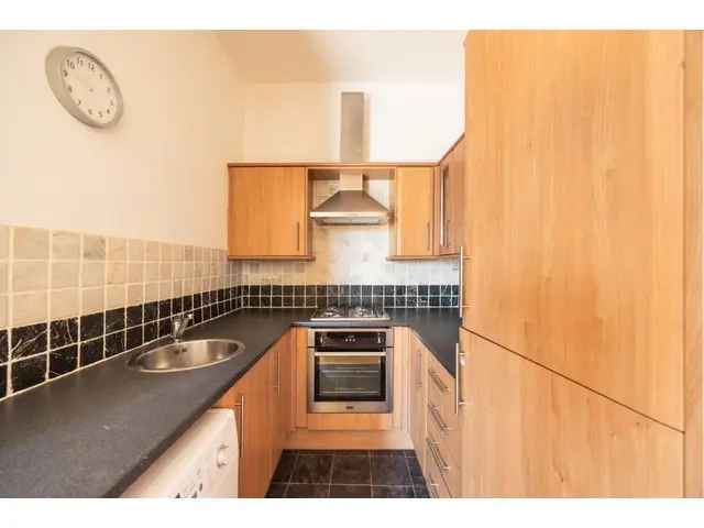 1 bedroom flat  for sale