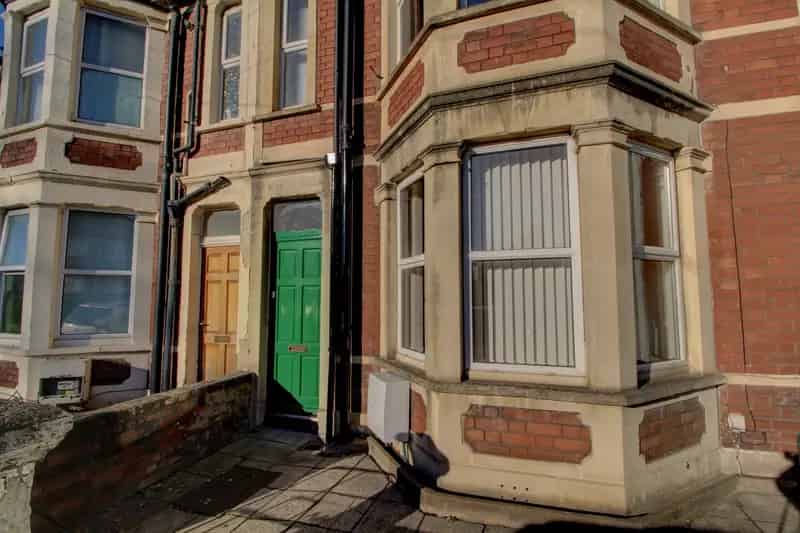 3 Bedroom Terraced House to Rent Near Victoria Park