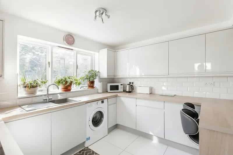 Three Bedroom Semi Detached House Hellesdon Norwich