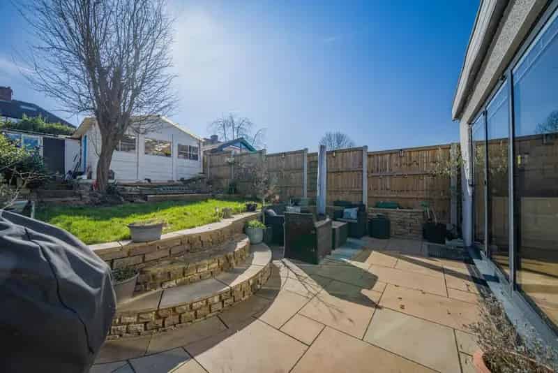 3 Bed 2 Bath 1930s Semi Detached House Near Village