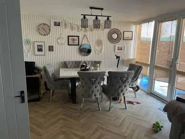 3 Bed Mid Terrace House Near Northlands Park