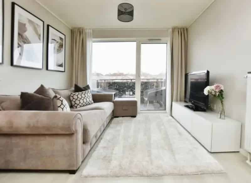 2 Bed High-Spec Apartment For Sale - No Onward Chain