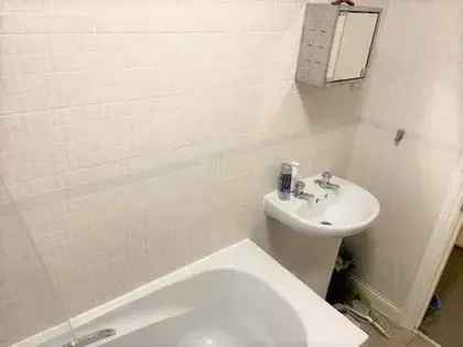 Furnished Double Room Southampton All Bills Included Near Solent University