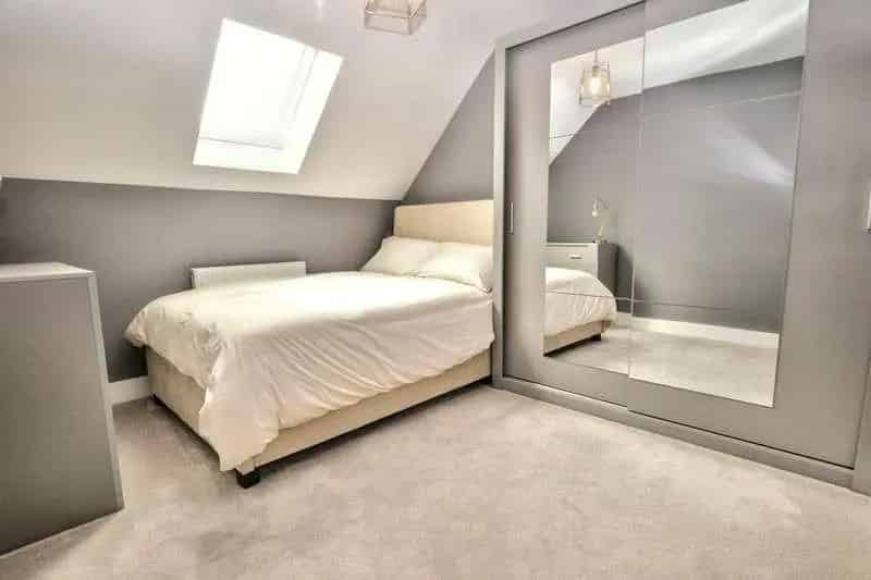 3 Bed Semi-Detached House for Sale in Woodfalls