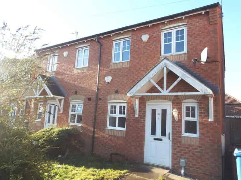 2 Bedroom Semi Detached House For Sale