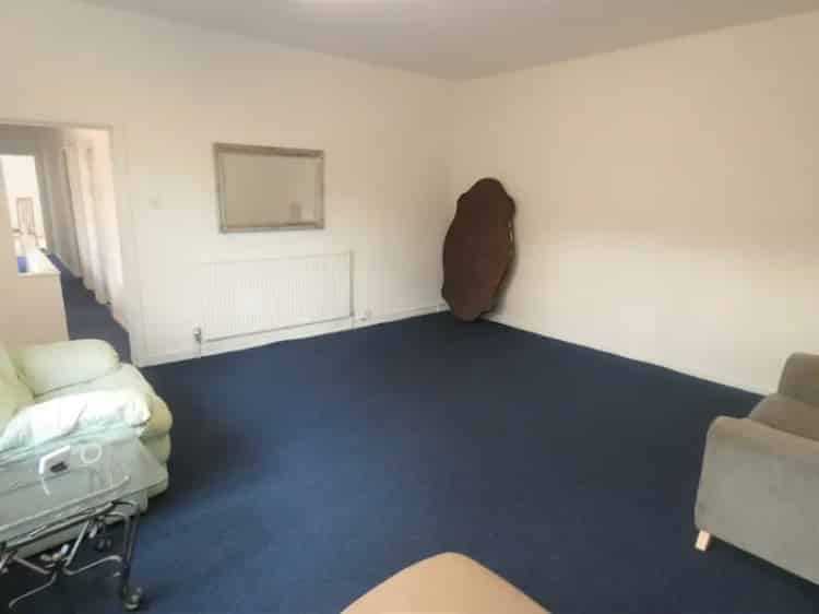 Three Bedroom Flat for Rent in Whalley Range
