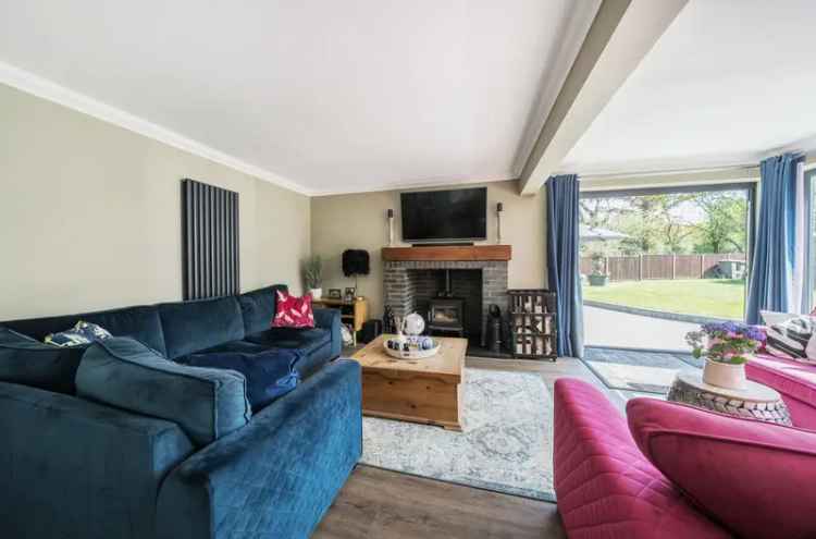 3 Bedroom Bungalow in Secluded Woodland Area