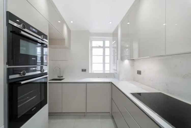 3 Double Bedroom Flat Near Baker Street - Modern Refurbished