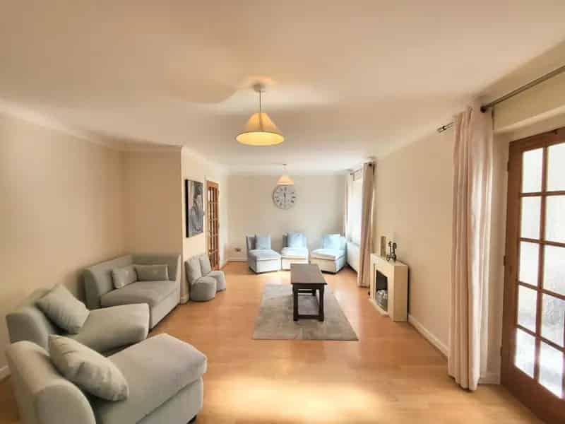 4 Bedroom House For Sale Near Oxford