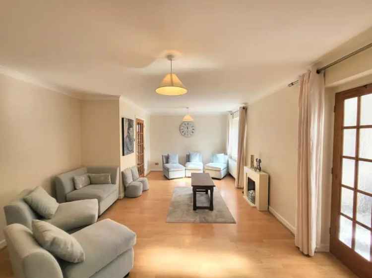4 Bedroom House For Sale Near Oxford